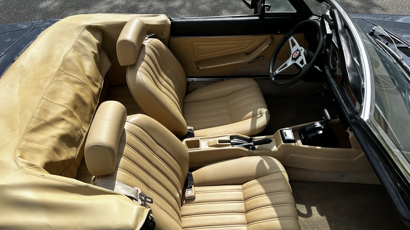 Fiat-124-Spider-1980-29