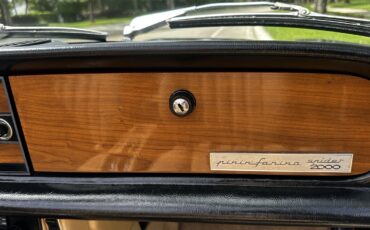 Fiat-124-Spider-1980-31
