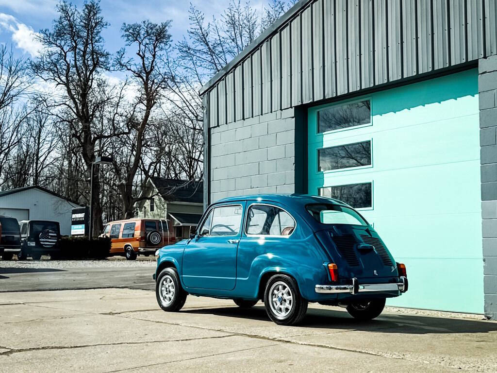 Fiat-600D-1969-Coupe-3