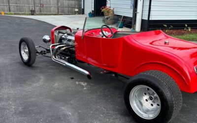 Ford   1927 red