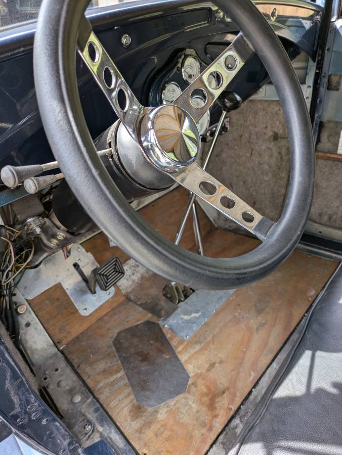 Ford-1930-13
