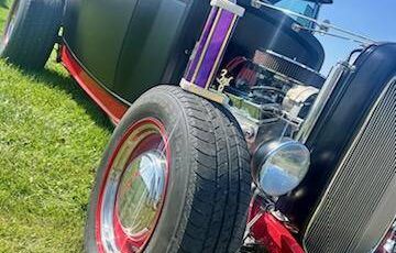 Ford-1932-black-4