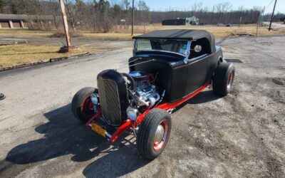 Ford   1932 black