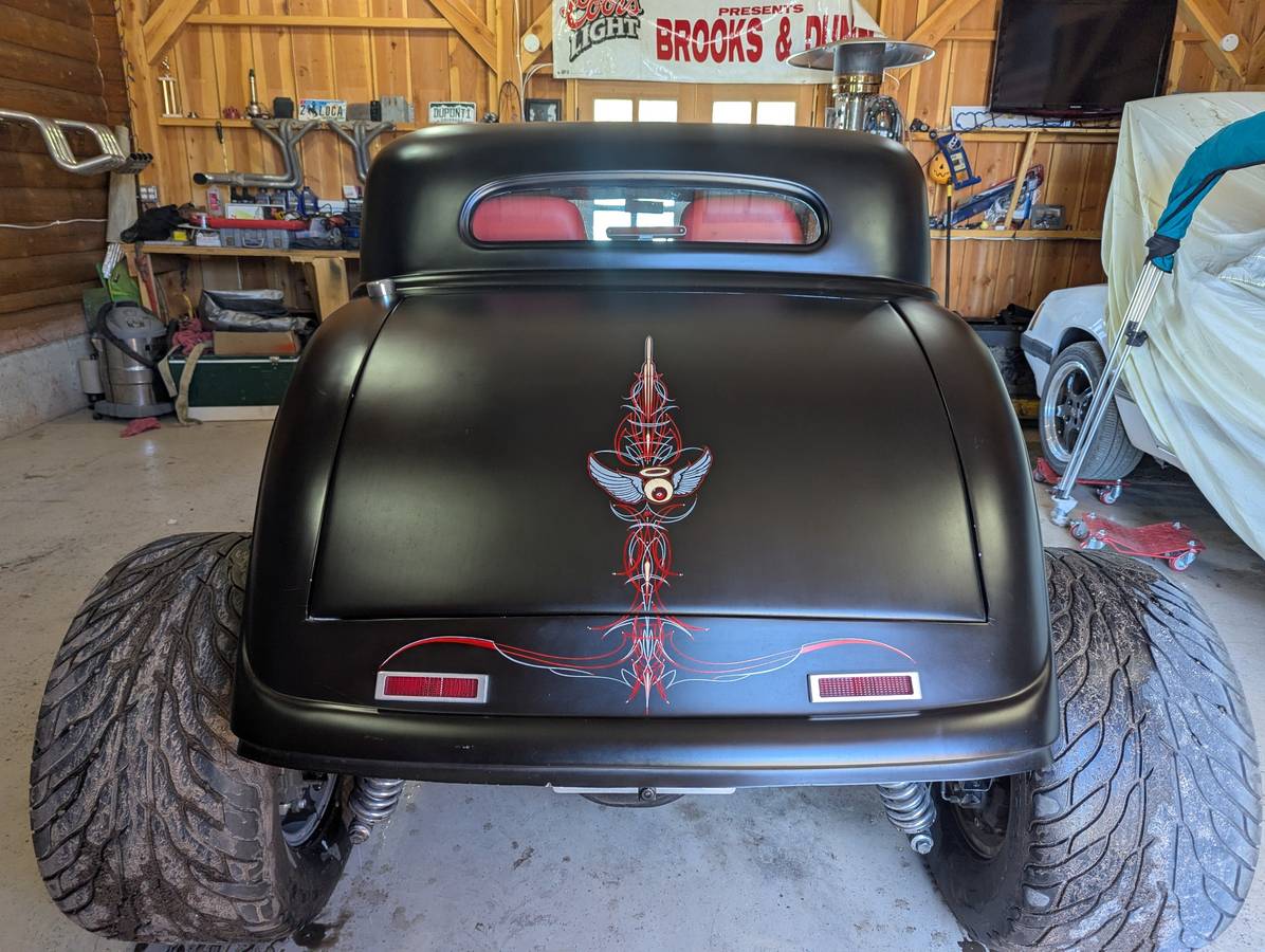 Ford-1934-black-3