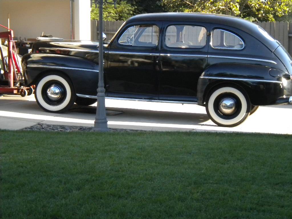 Ford-1947-black-2