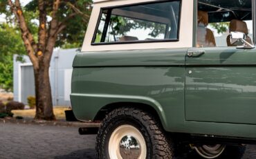 Ford-Bronco-1966-11