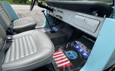 Ford-Bronco-1966-19