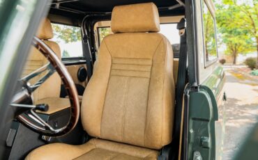 Ford-Bronco-1966-25
