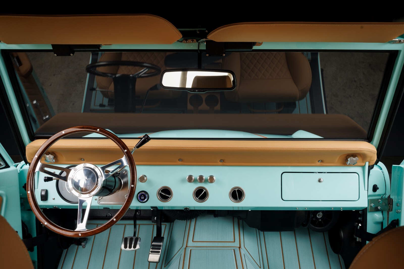 Ford-Bronco-1967-30