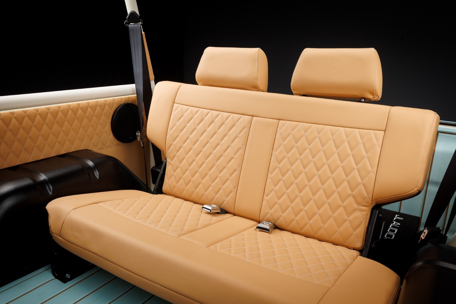 Ford-Bronco-1967-35