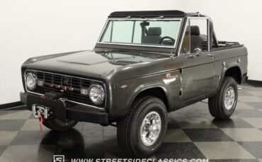 Ford-Bronco-1967-SUV-17