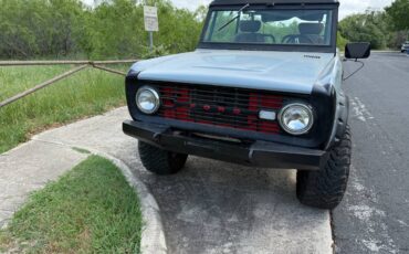 Ford-Bronco-1967-custom-1