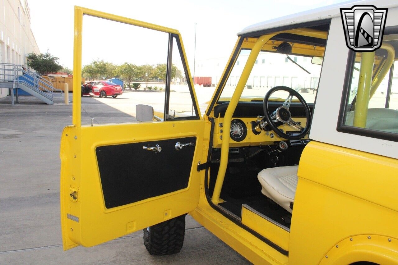 Ford-Bronco-1967-other-18