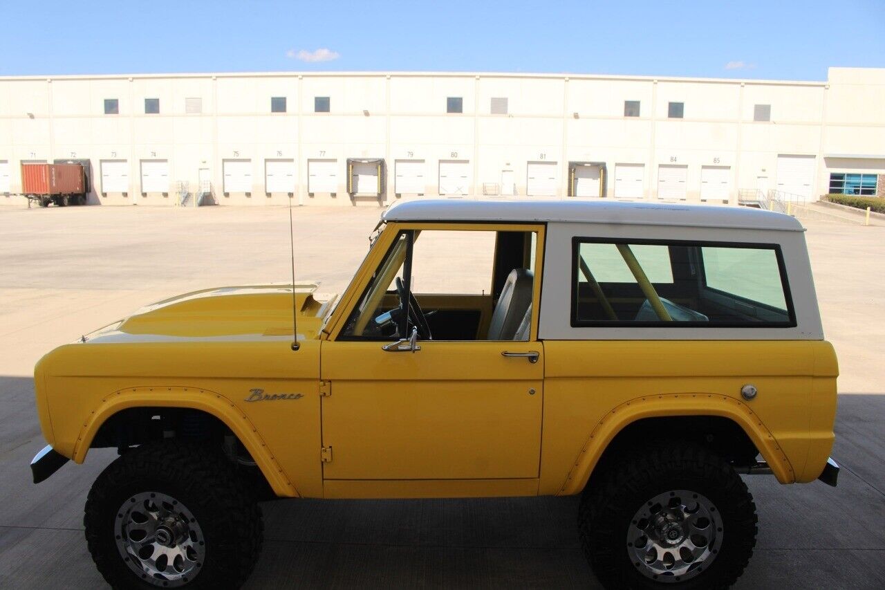 Ford-Bronco-1967-other-32
