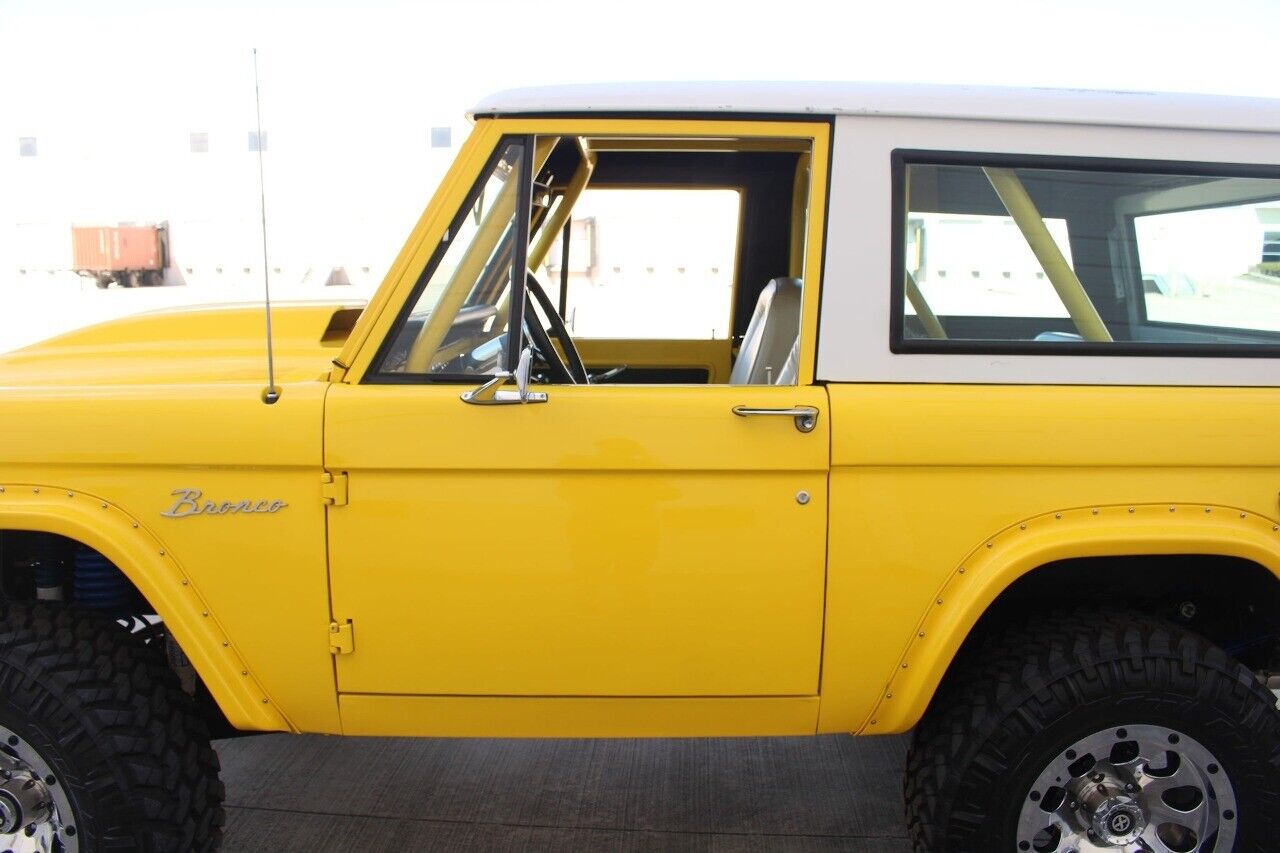 Ford-Bronco-1967-other-8