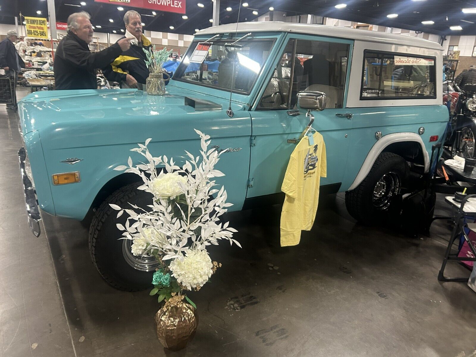 Ford-Bronco-1968-24