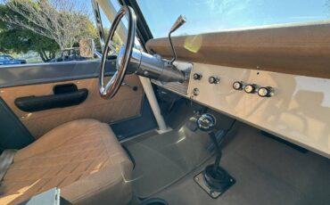 Ford-Bronco-1969-blue-12