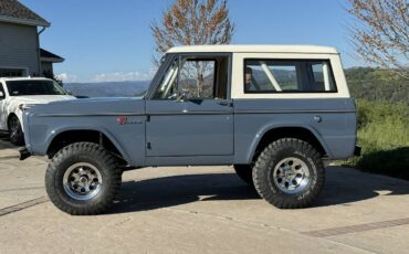 Ford-Bronco-1969-blue-2