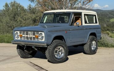Ford-Bronco-1969-blue-23