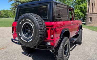 Ford-Bronco-1969-red-2
