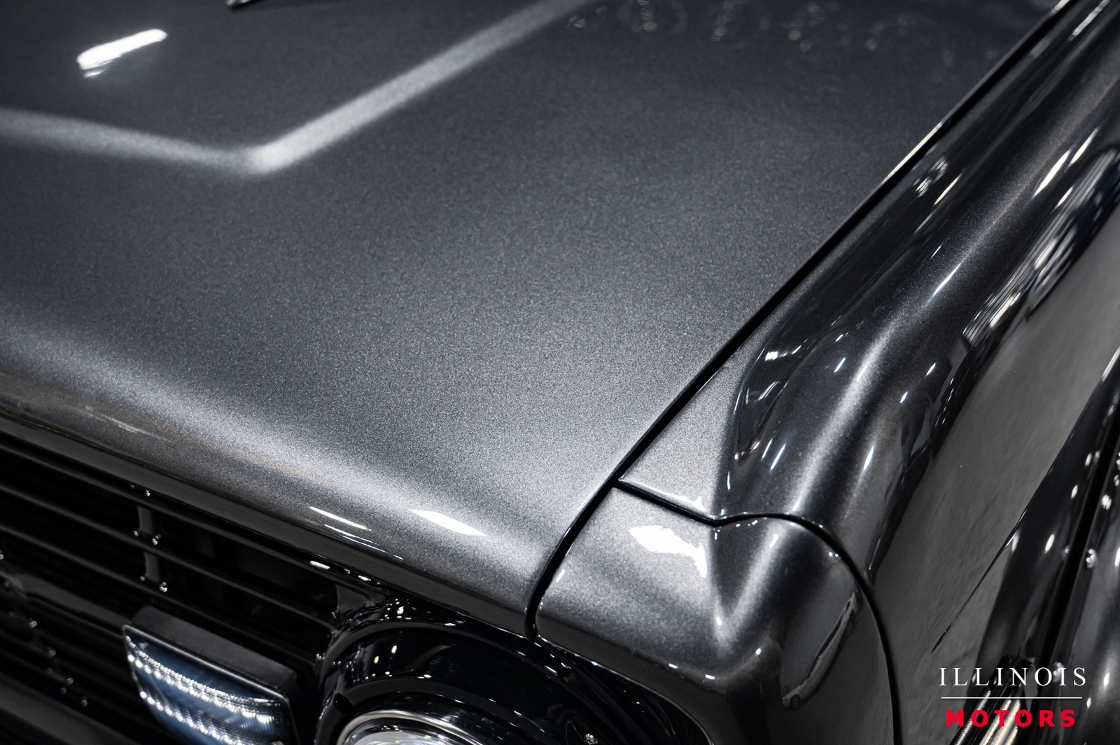 Ford-Bronco-1971-SUV-12