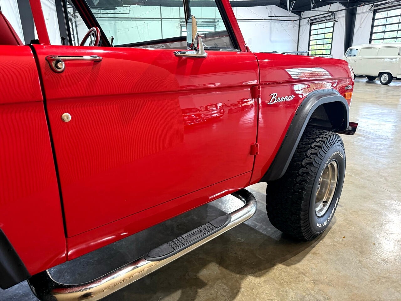 Ford-Bronco-1971-SUV-13