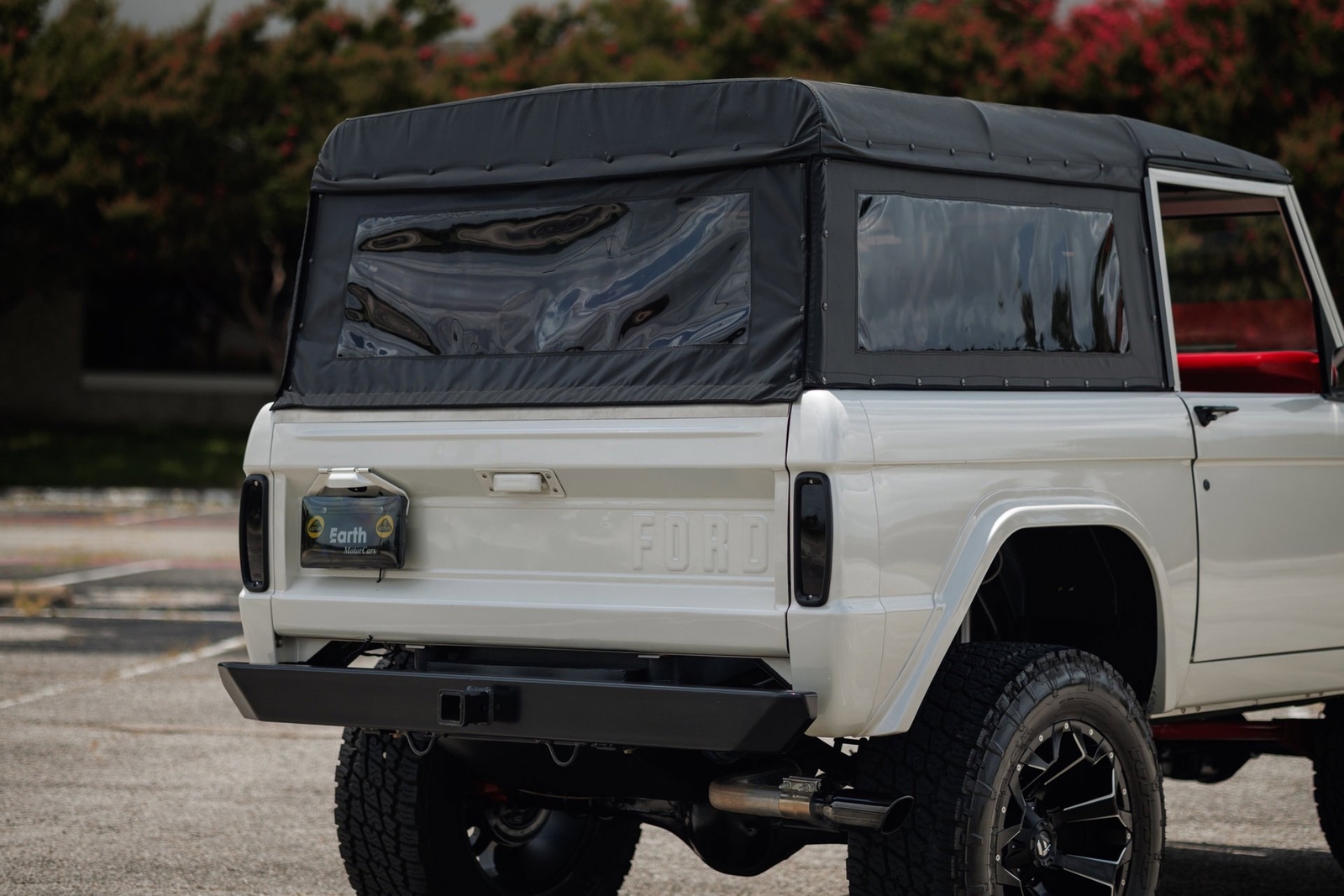 Ford-Bronco-1971-SUV-15