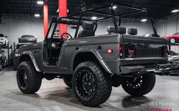 Ford-Bronco-1971-SUV-2