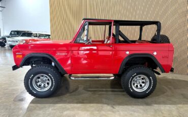 Ford-Bronco-1971-SUV-21