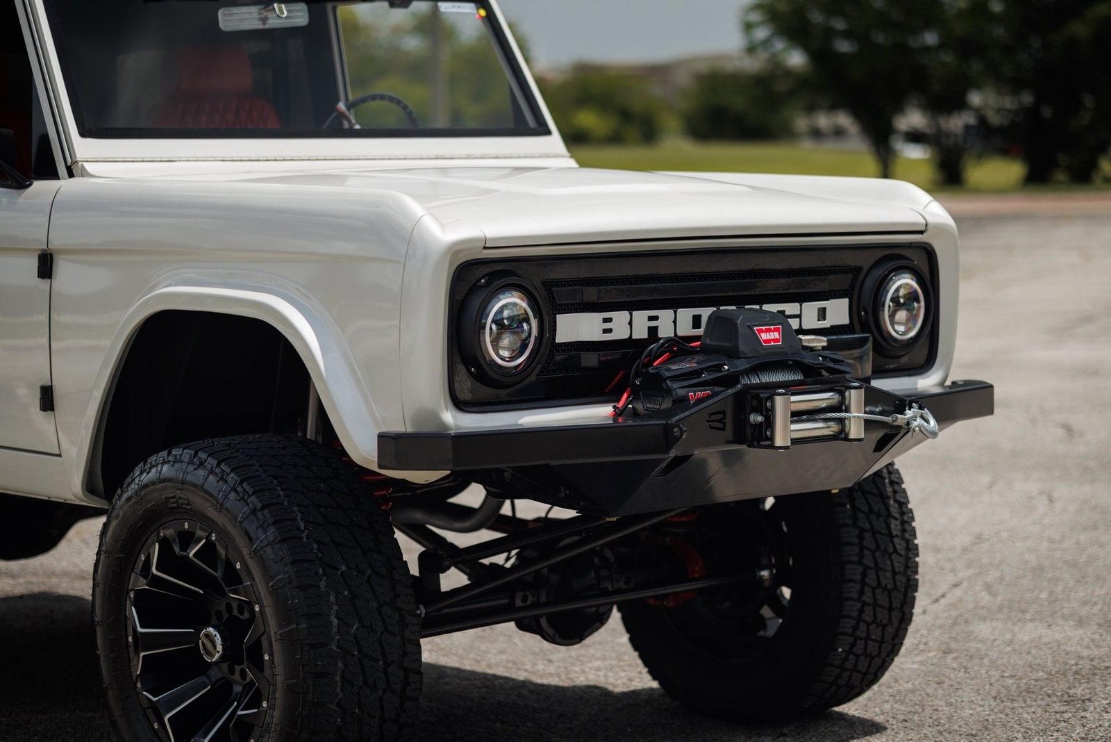 Ford-Bronco-1971-SUV-23