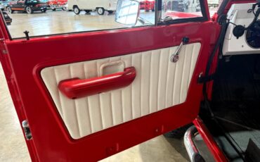 Ford-Bronco-1971-SUV-25