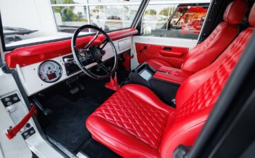 Ford-Bronco-1971-SUV-31