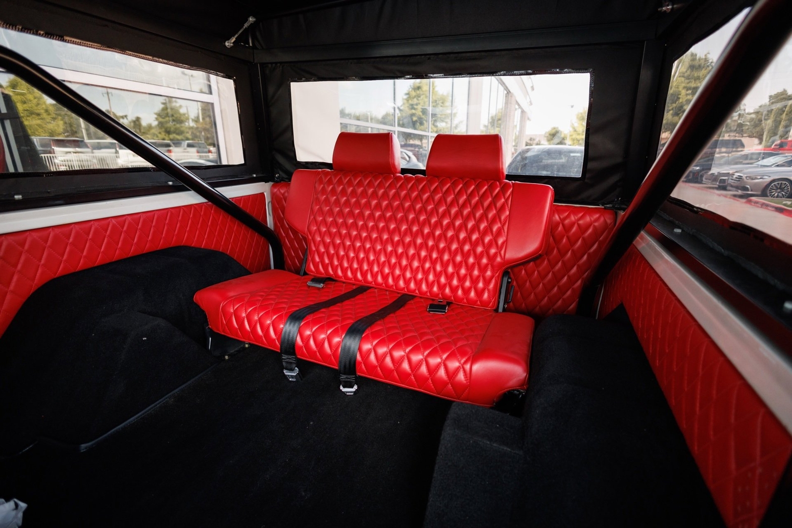 Ford-Bronco-1971-SUV-37