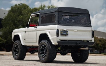 Ford-Bronco-1971-SUV-7