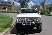Ford-Bronco-1971-white-1