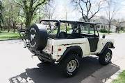 Ford-Bronco-1971-white-2