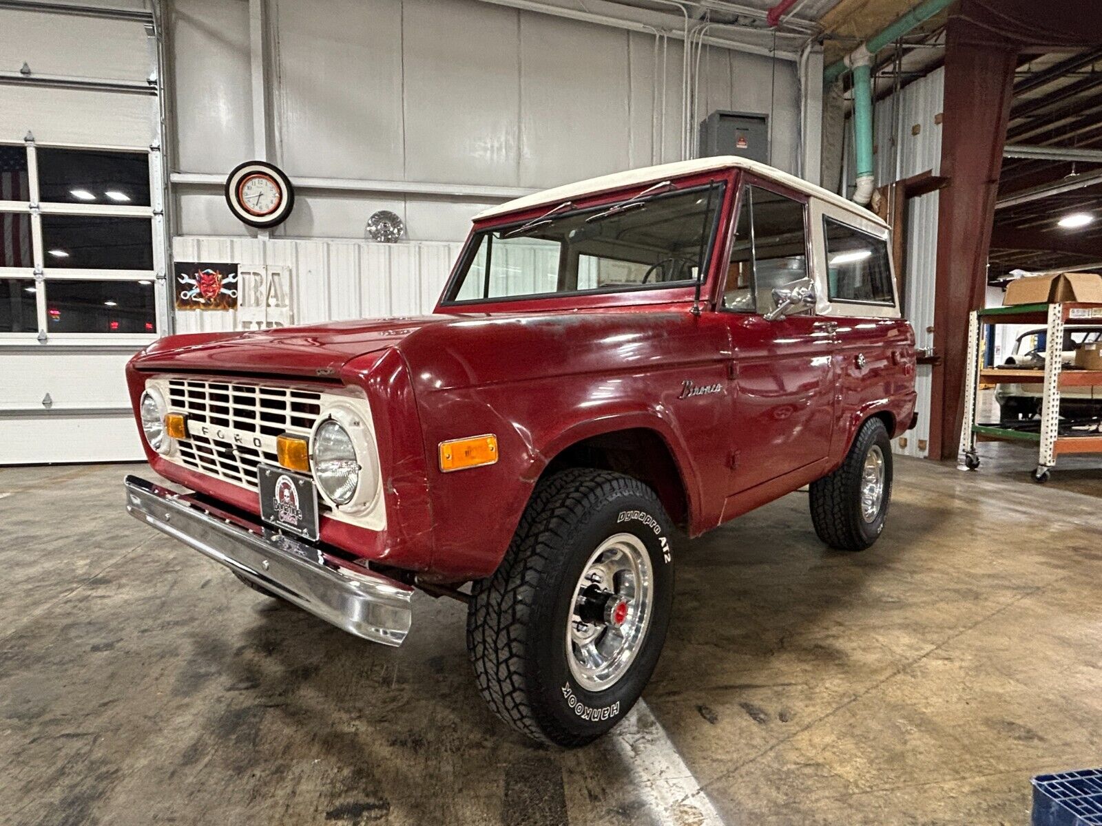 Ford-Bronco-1972-4