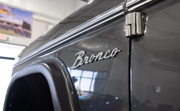Ford-Bronco-1973-13