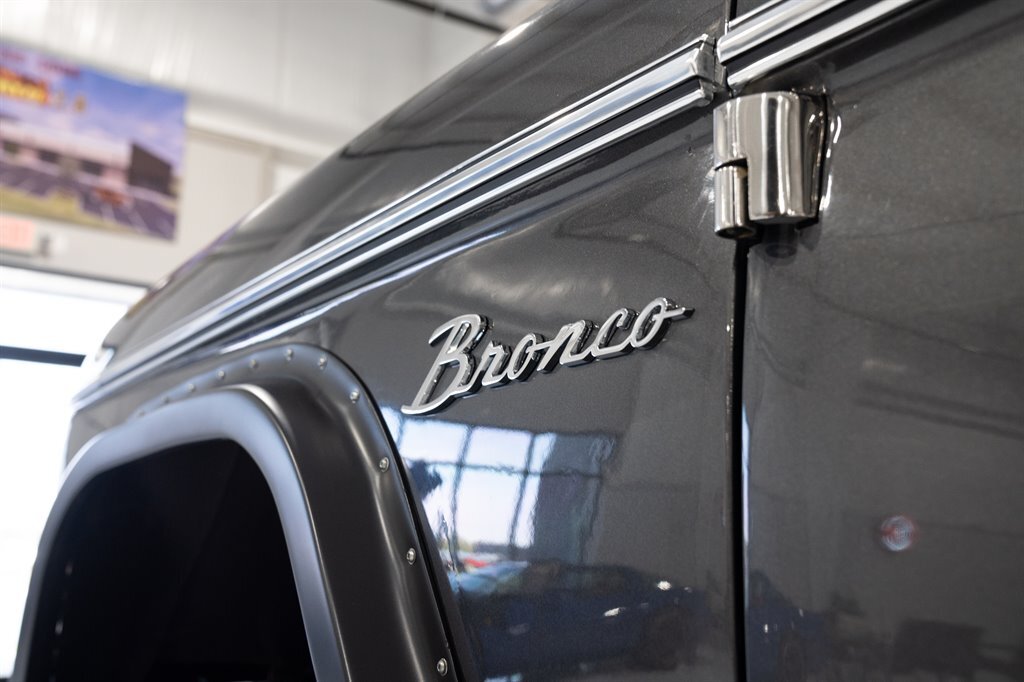 Ford-Bronco-1973-13