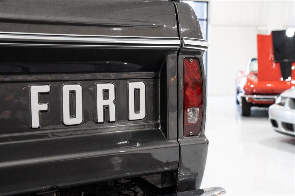 Ford-Bronco-1973-14