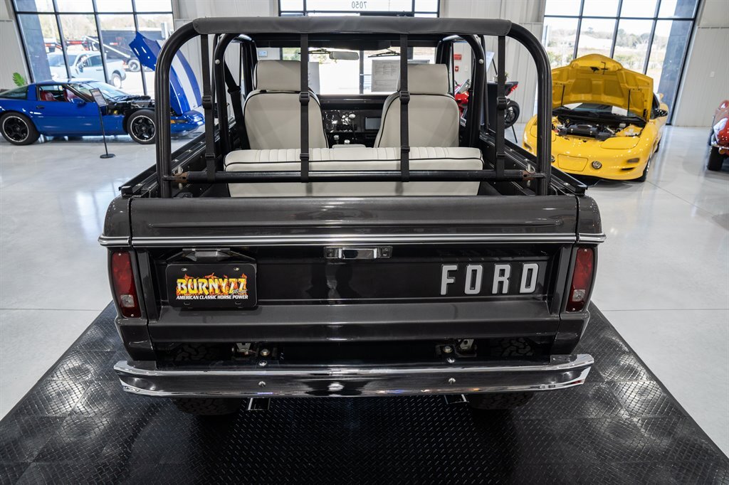 Ford-Bronco-1973-16