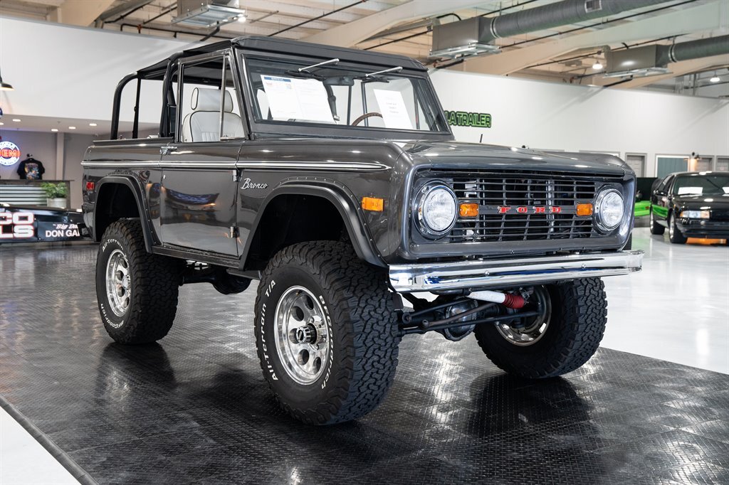 Ford-Bronco-1973-6