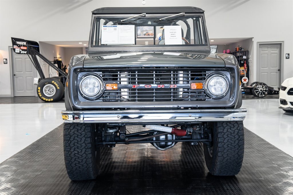 Ford-Bronco-1973-7