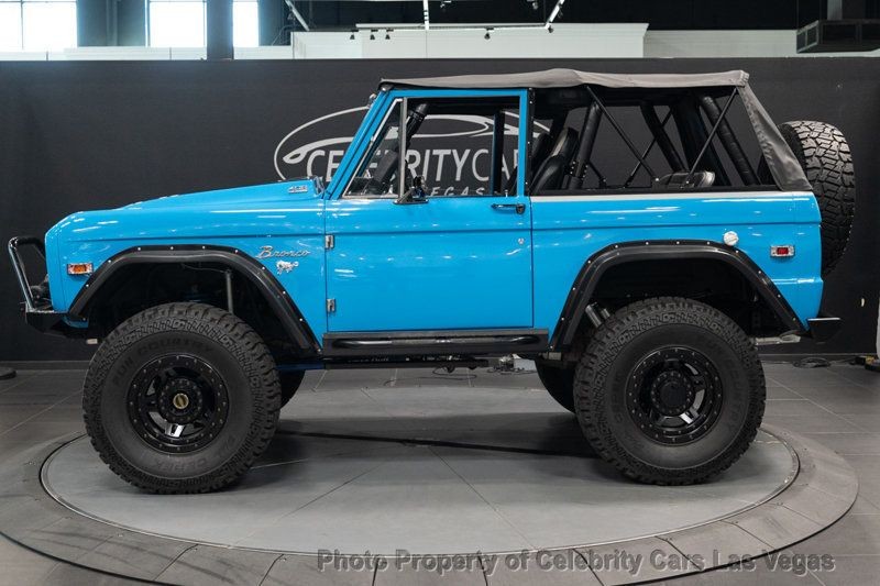 Ford-Bronco-1973-Convertible-2