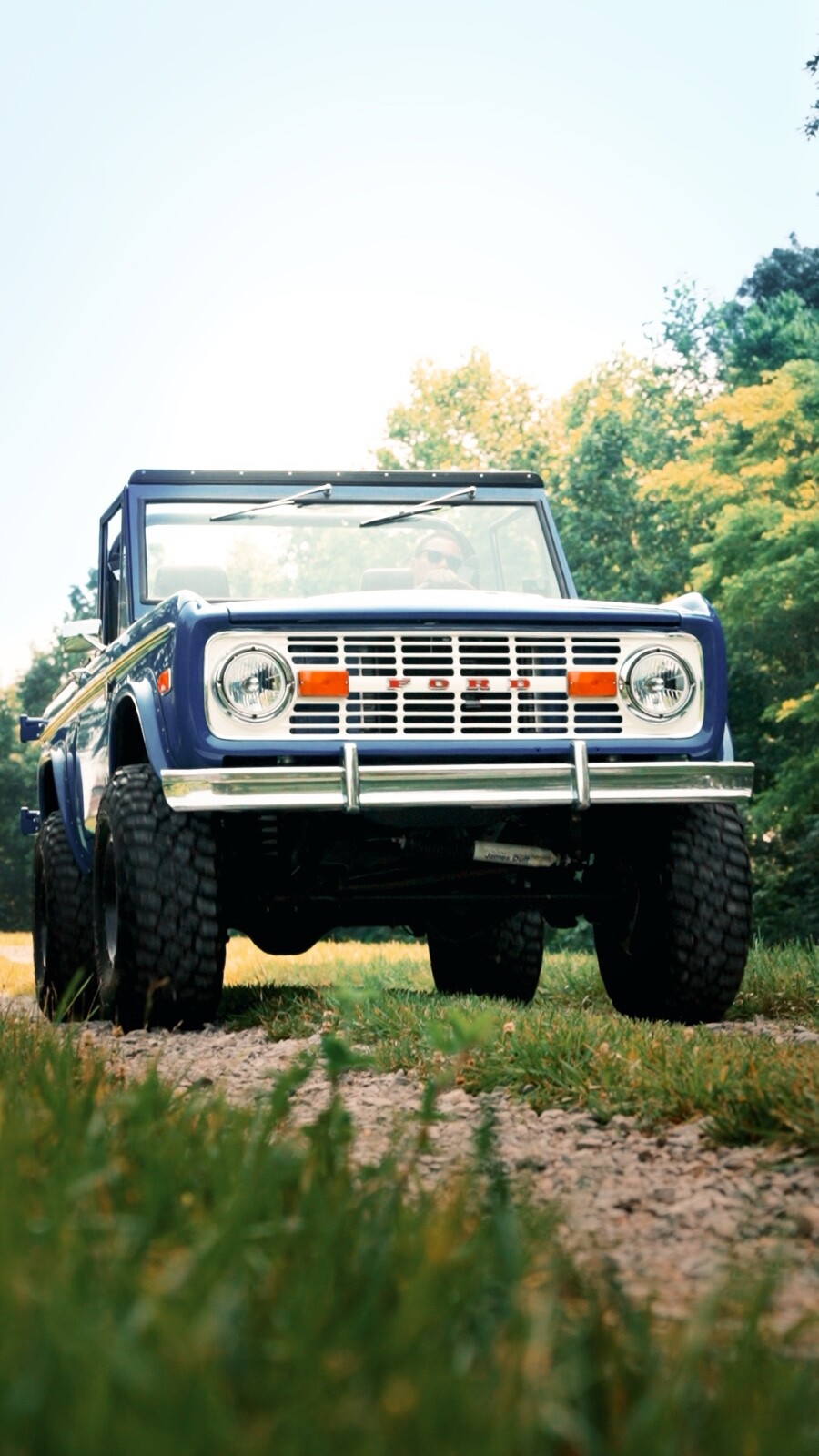Ford-Bronco-1973-SUV-1