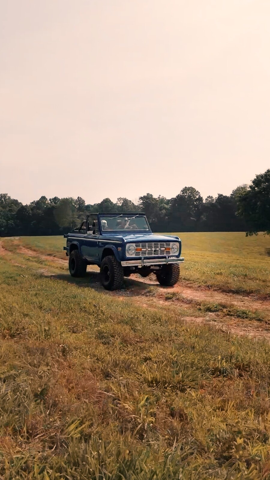 Ford-Bronco-1973-SUV-6