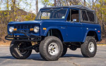 Ford-Bronco-1973-blue