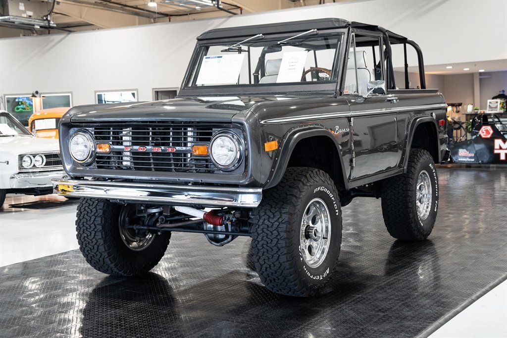 Ford Bronco 1973 --