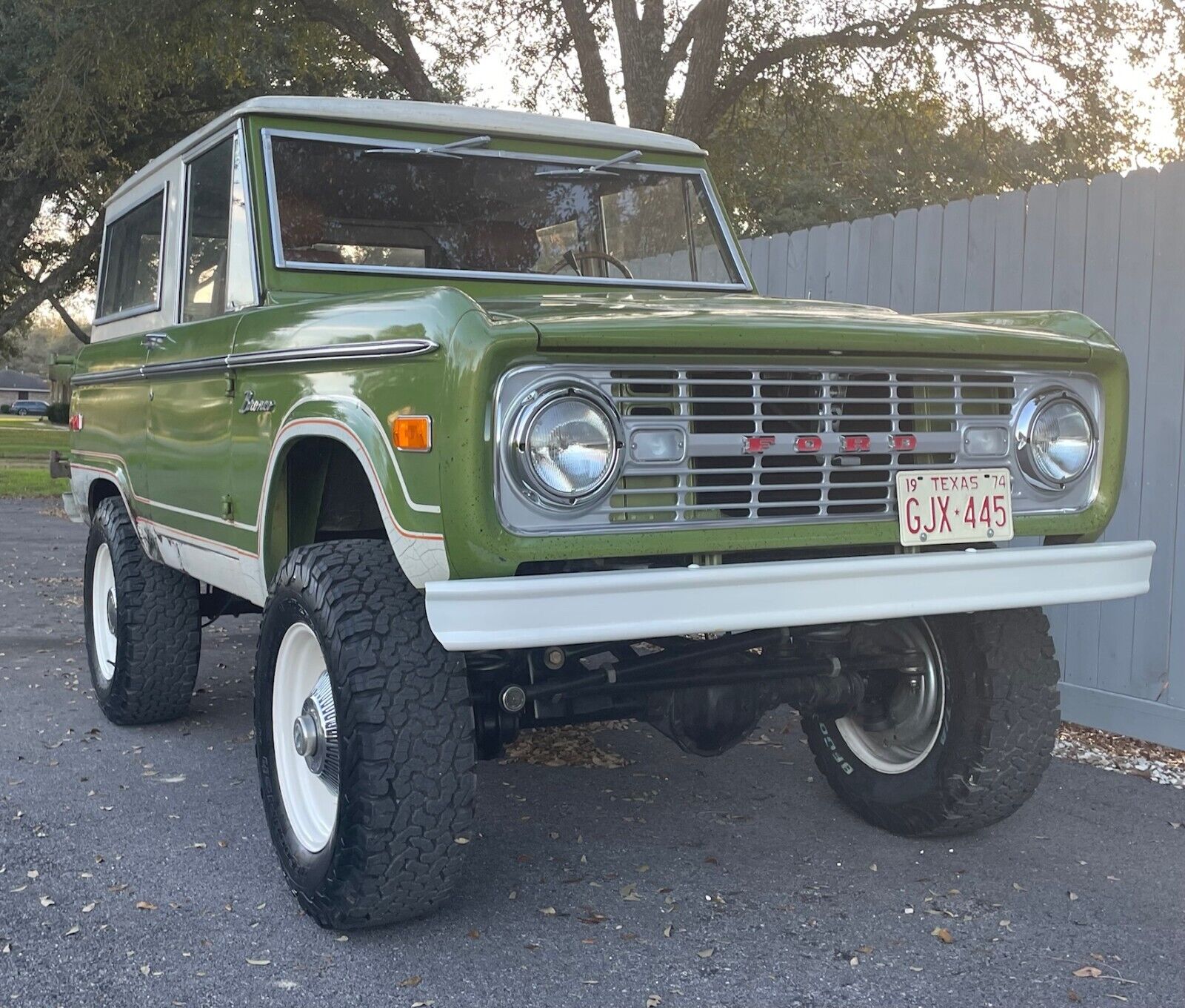 Ford-Bronco-1974-11