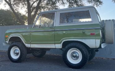 Ford-Bronco-1974-3